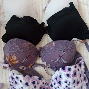 NWT Lot 4 34B Bras